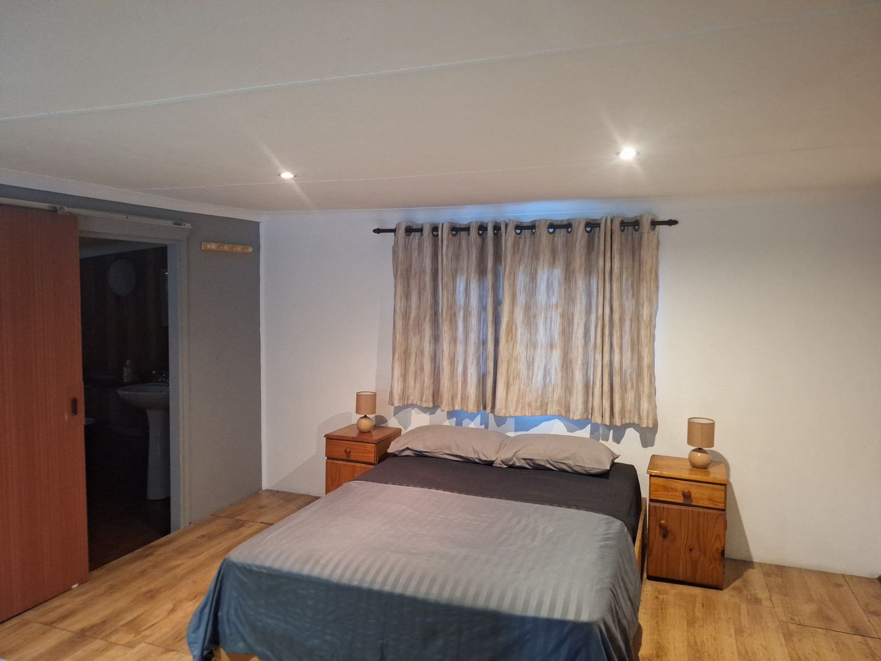 Bedroom with double bed
